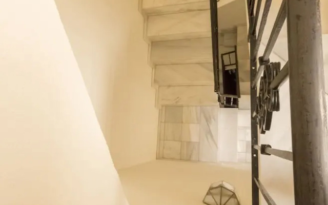 White Nest Hostel