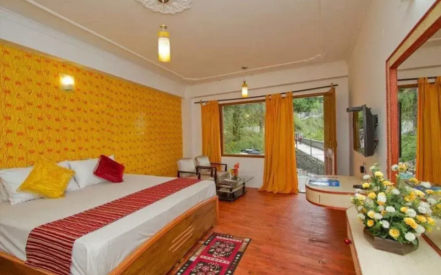 Hotel Monal Manali