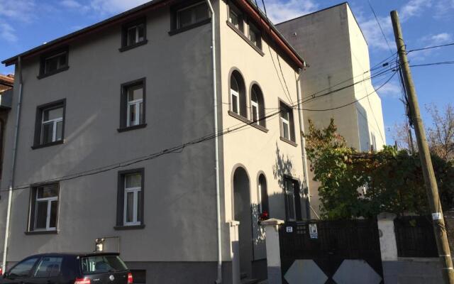 Ana Apartment