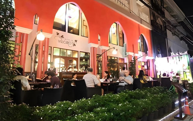 Vulcano Hotel Chiang Mai