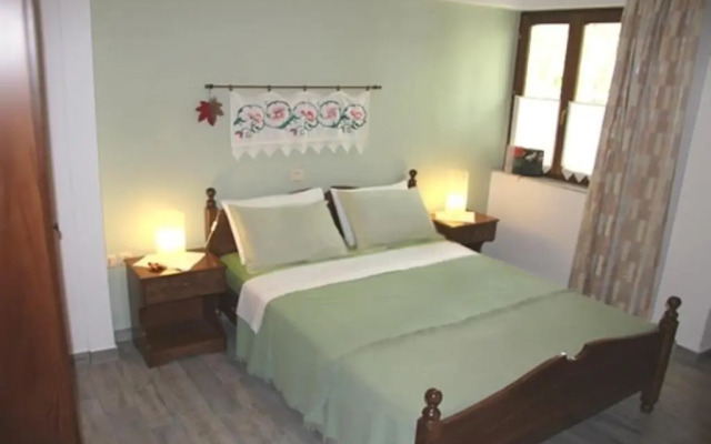 PLATANOFYLLA Apartment No7