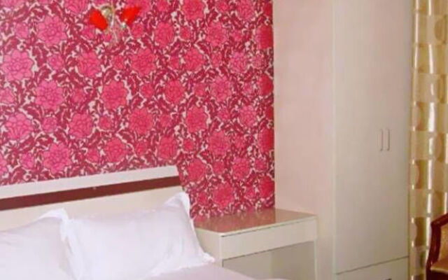 Shuangliu Xinshiji Hotel