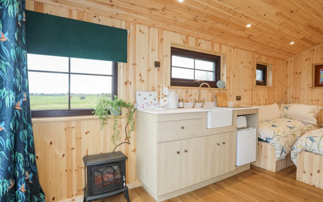 Tal Sarn Shepherd Hut