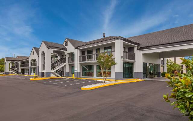 Econo Lodge Mobile Airport Blvd.