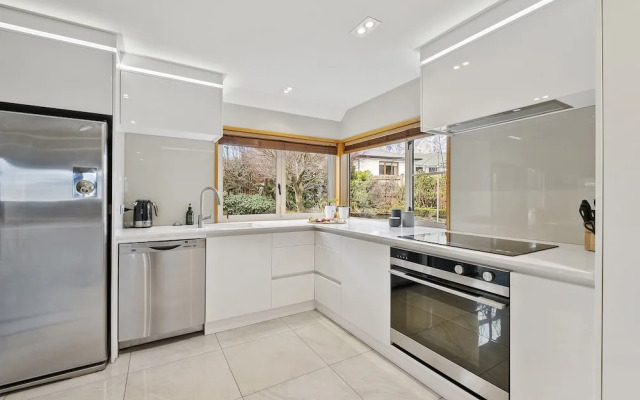 Lakeside Indulgence on Wilmot