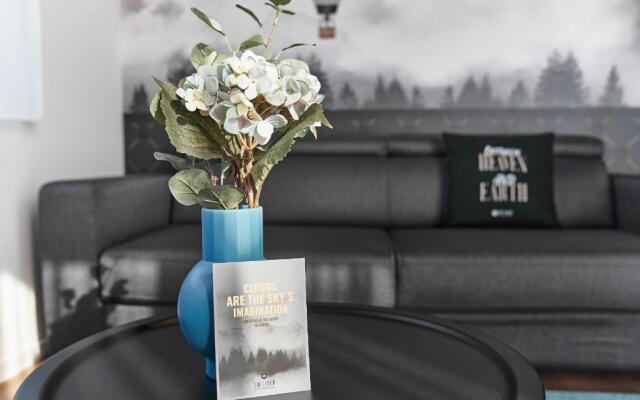 The Cloud Suite Apartments