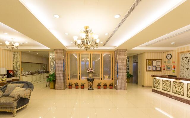 Spring Art Hotel
