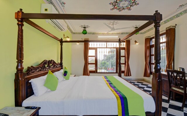 Treebo Trend Karohi Villa With Mountain View