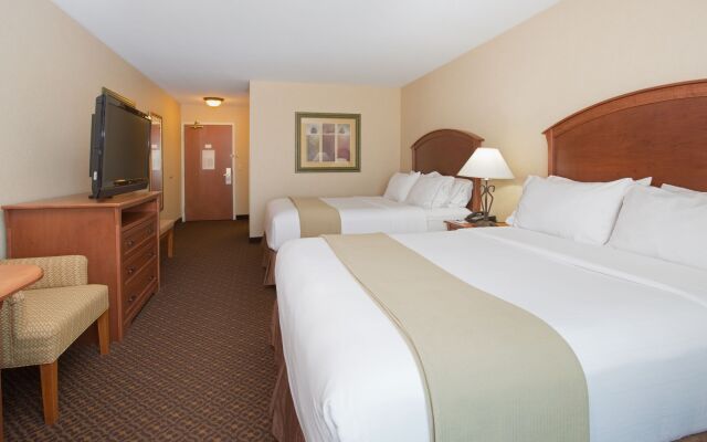 Holiday Inn Express Mitchell by IHG