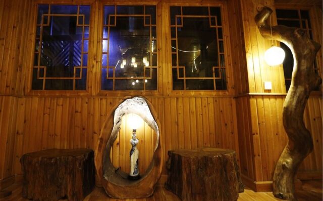 Long Ji One Hotel