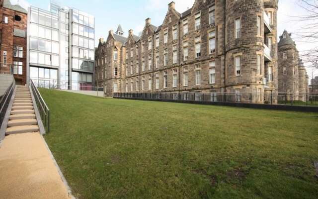 Iconic Quartermile Apartment Heart Of The Old Town