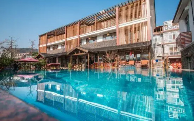 Yunqi · She Hostel