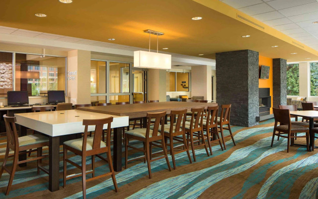 Fairfield Inn & Suites by Marriott Calgary Downtown