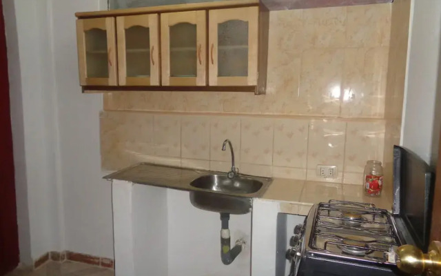 Hostal y Apartamentos Guest Home