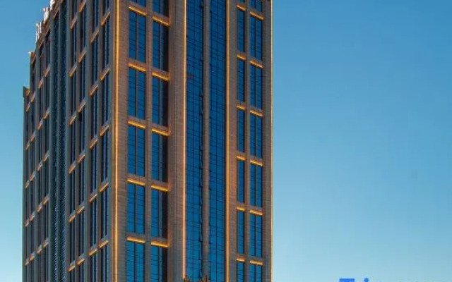 Haining Relax Grand Hotel
