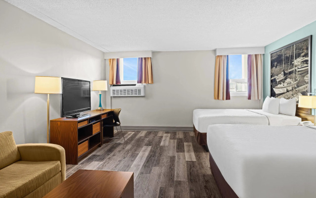 Super 8 by Wyndham Thunder Bay