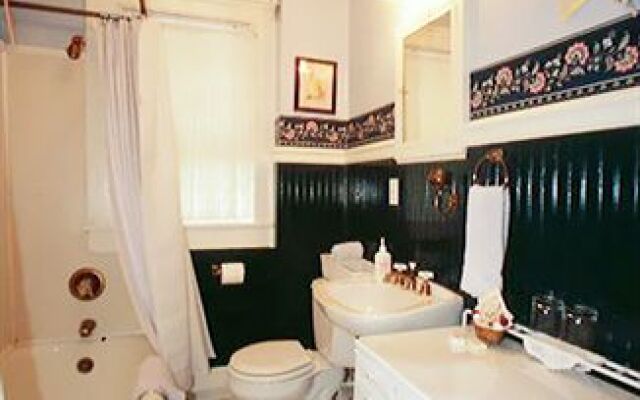 Inn on Main Street Bed and Breakfast