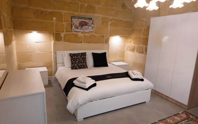 Surwig Gozitan Villa & Pool