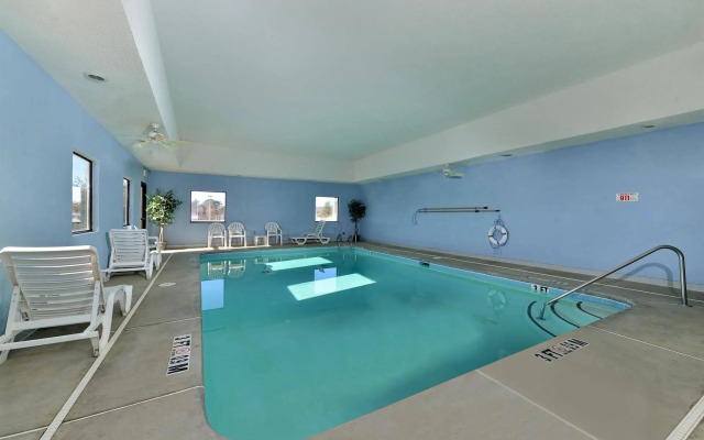 Red Roof Inn & Suites Carrollton, GA–West Georgia