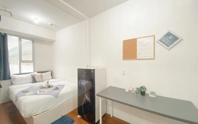 Stategic Studio Apartment at Menteng Square