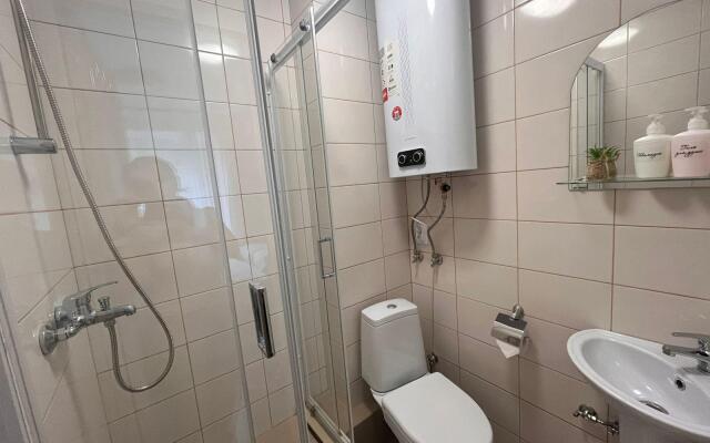 Уютные студии на улице Светланская 195А