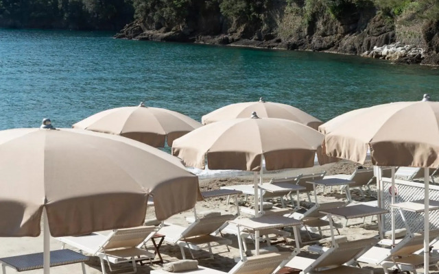 Eight Hotel Paraggi
