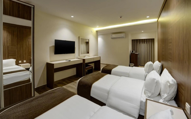 Luciana Hotel by FHM