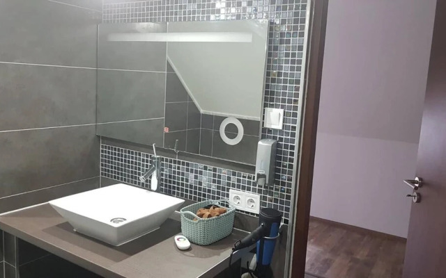 Sunrise Apartmanház