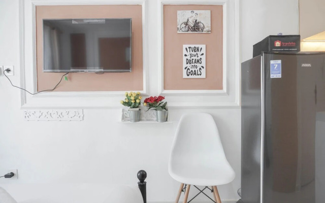 Nice And Strategic Studio At Daan Mogot City Apartment