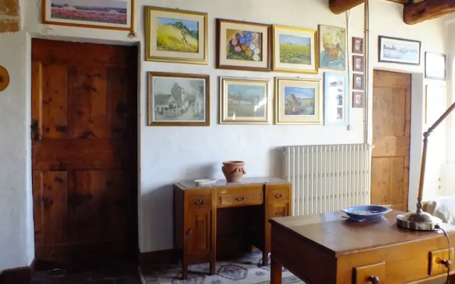 Whole Cottage In The Old Winery