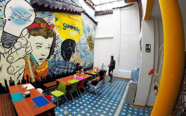 Graffiti Hostel Bogota