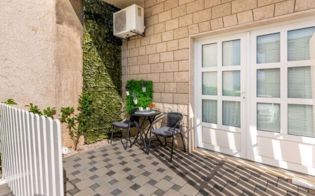 Apartment Niko 2 Omiš