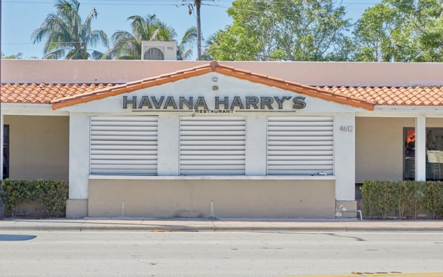 Sonder - Gables Ponce - Iconic Studio