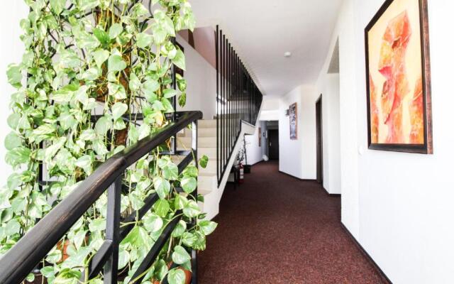 Hotel Razvan