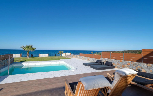 Abaton Island Resort & Spa