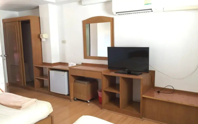 U-Thong Hotel
