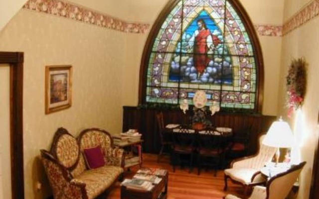 Christopher's Bed & Breakfast