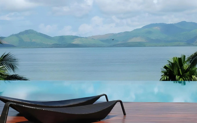 The Blue Sky Resort Ranong