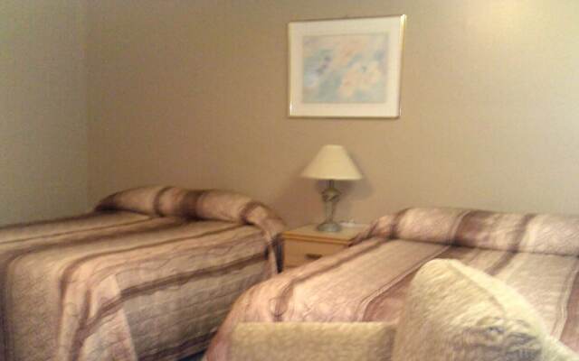 Naicam Motel