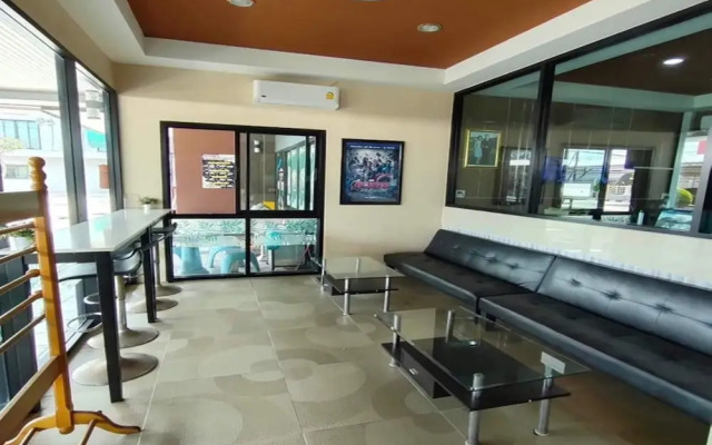 OYO 75504 Ratchapruek Apartment Angthong