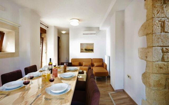 disCrete Villa Archontiki