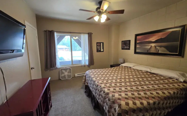 Chateau Rouge Condominiums