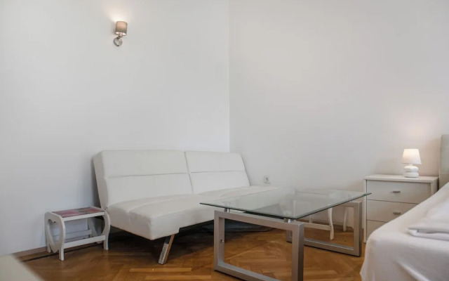 Perfect 7BR Stay Near Hauptbahnhof