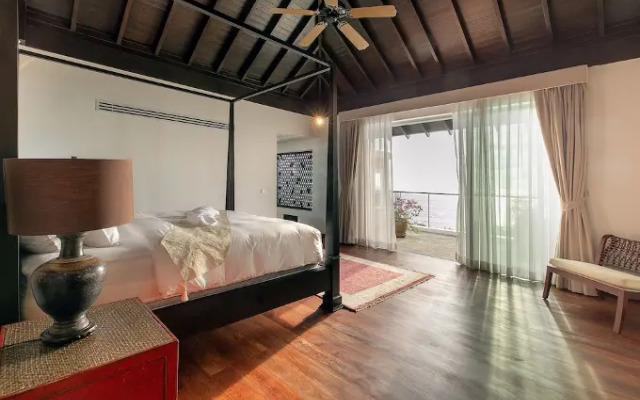 4-BR Seaview Villa at Surin Beach