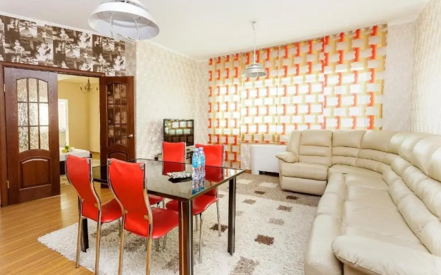 2 Rooms Dostyk 5 Apatment
