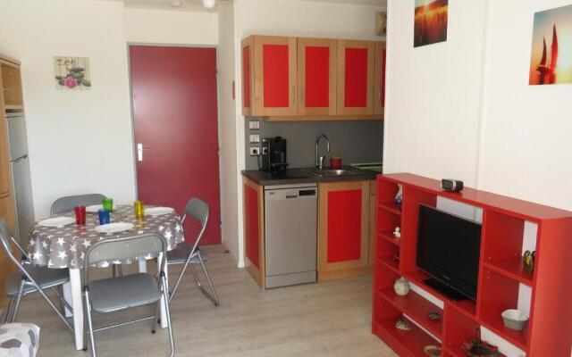 Appartement Sète, 2 Pièces, 4 Personnes - Fr-1-338-136
