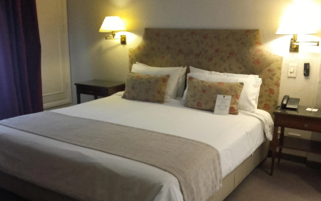 Lafayette Hotel