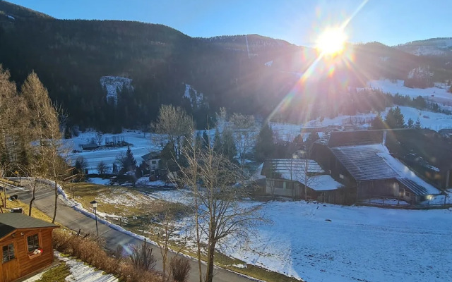 Mountain-view Apartment in Bad Kleinkirchheim