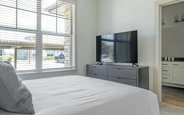 Landing Apartments Waller