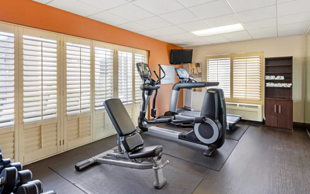 Comfort Suites DFW North/Grapevine